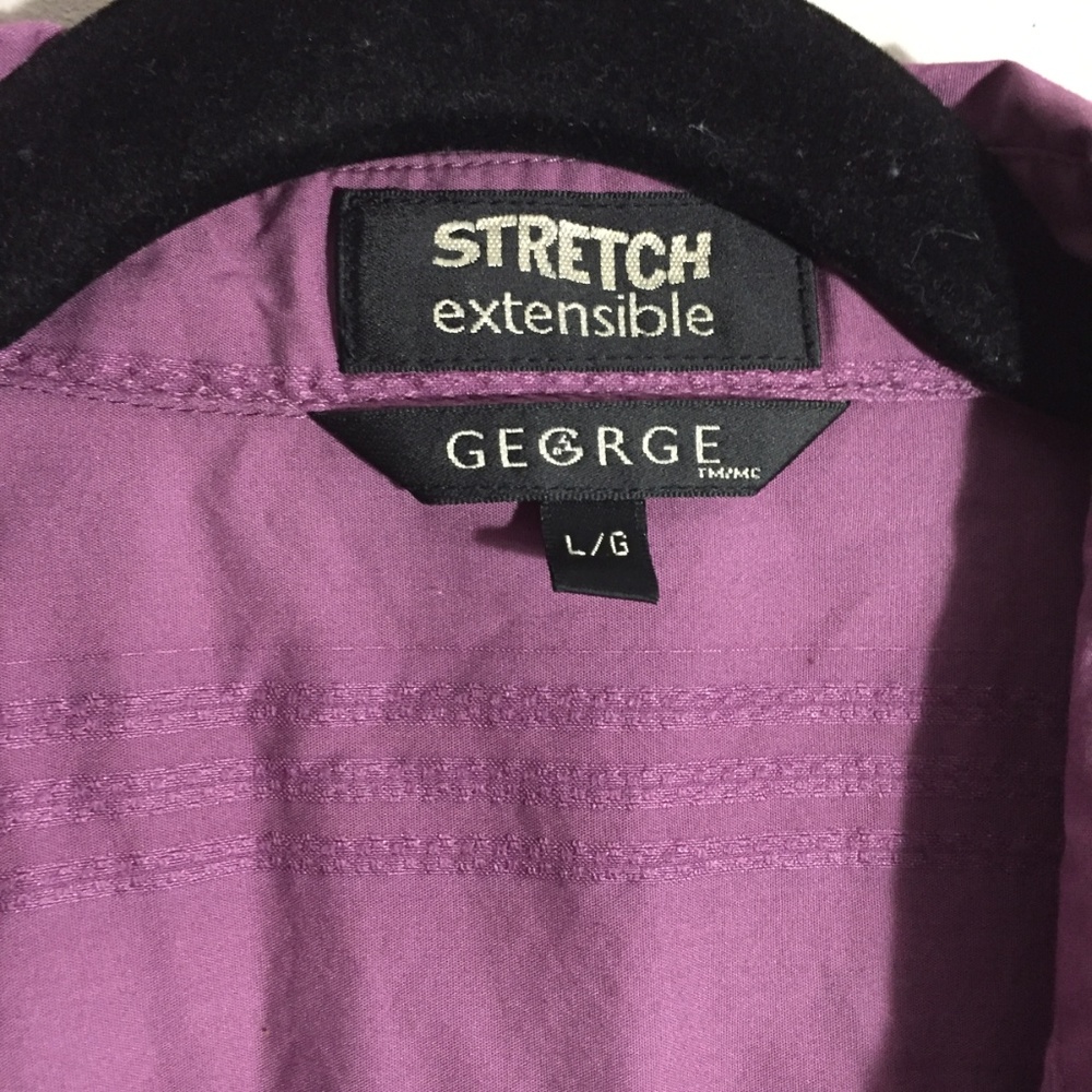 🦋 3/$25 Light Purple Textured Button-Up - Picture 4 of 5